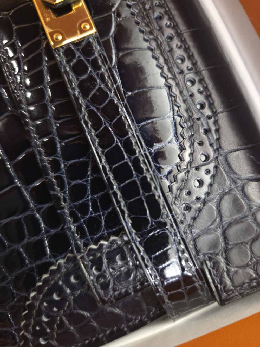 Hermes Black Crocodile Leather Clutch with Gold Hardware - Picture 4 of 8